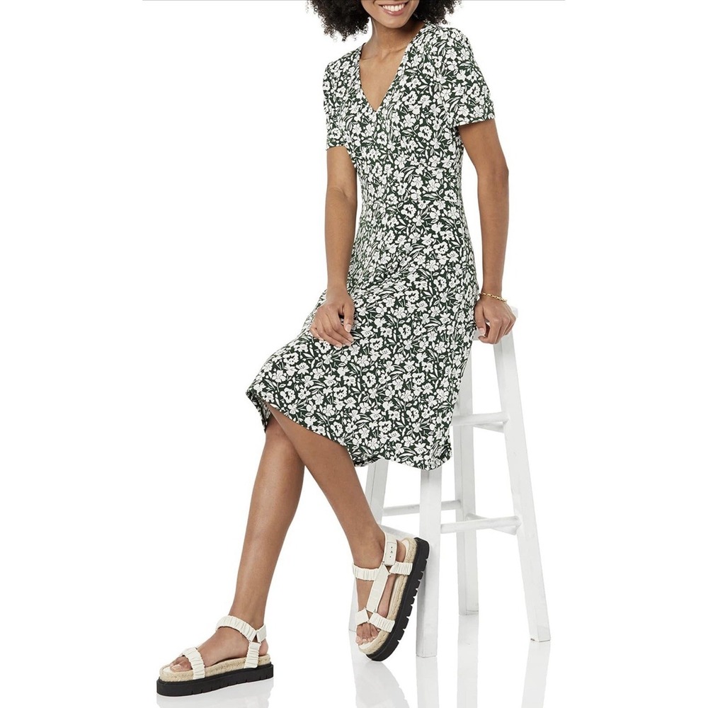Women's Sz XXL 2XL Dark Green Floral Print Short Sleeve VNeck Fit Flare Dress‎ - Picture 4 of 11